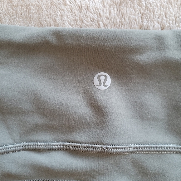 Lululemon Bootcamp Ready Tight 25" Grey Sage size 2 - Picture 8 of 14